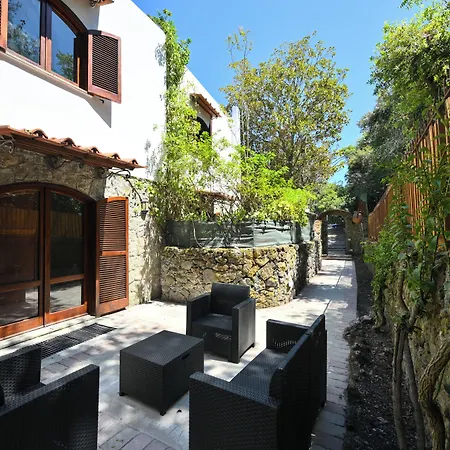 Figaro - Maison d'hôtes Ischia