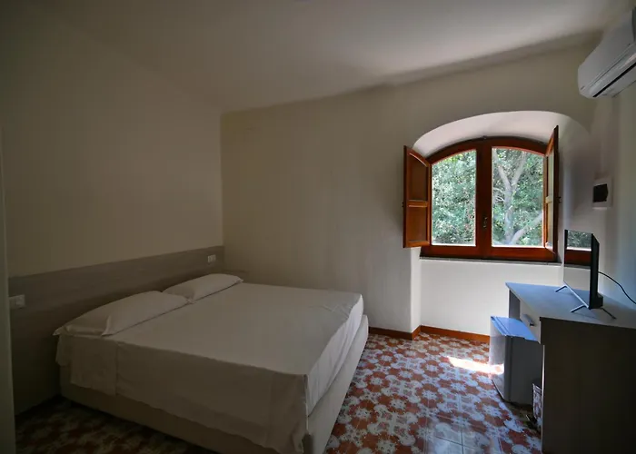 Figaro - Casa de hóspedes Ísquia