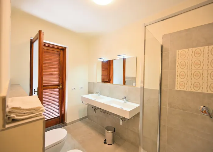 Casa de hóspedes Figaro - Ísquia